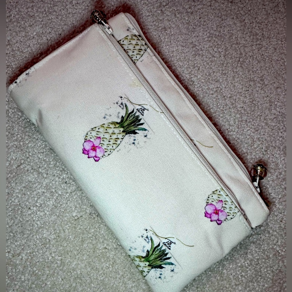 Hawaiian Print Women's Pineapple Wallet/Crossbody